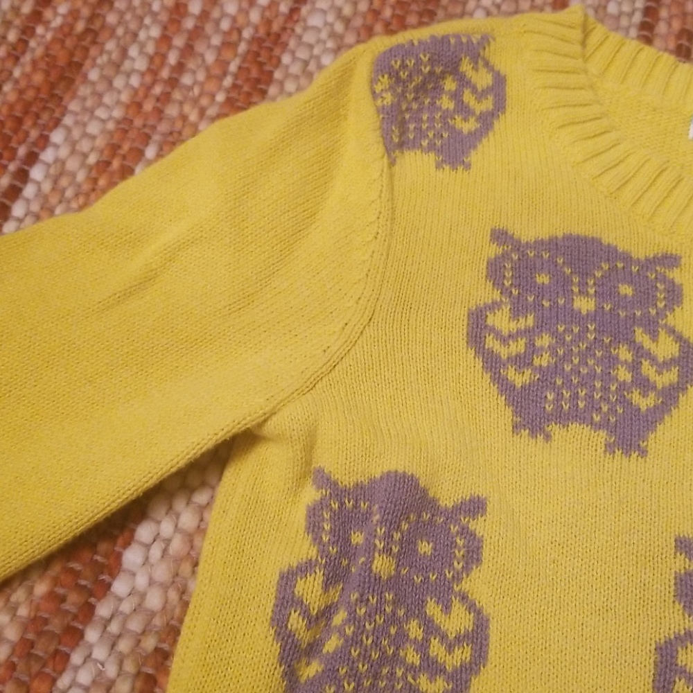 Girls 8 old navy yellow owl sweater - Picture 3 of 3